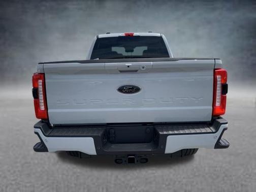 2025 Ford F-350 Lariat Super Duty