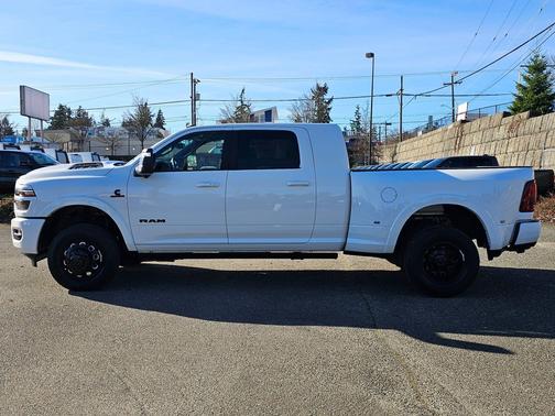 2026 RAM 3500 Limited Mega Cab 4x4 6'4' Box