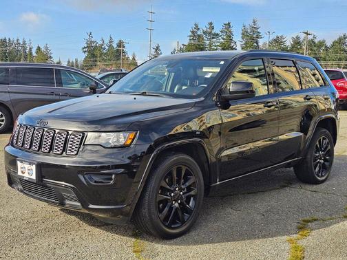 2017 Jeep Grand Cherokee Altitude