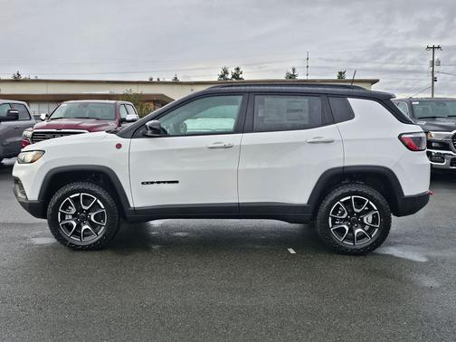 2026 Jeep Compass Trailhawk