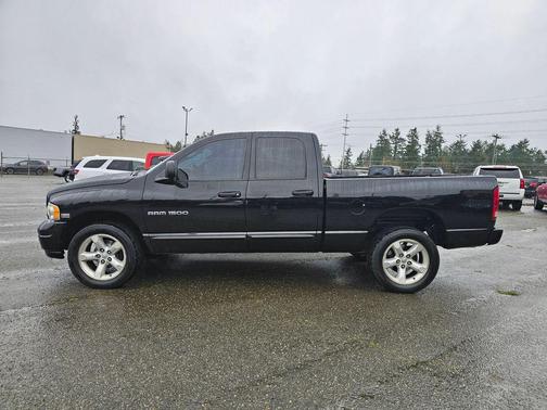Black Clearcoat 2005 Dodge Ram 1500 SLT Quad Cab