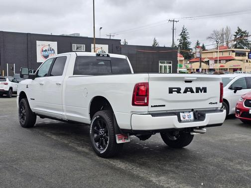 2025 RAM 2500 Laramie Crew Cab 4x4 8' Box