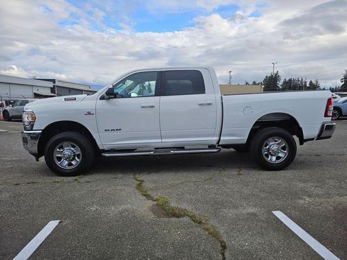 Bright White Clearcoat 2020 RAM 2500 Big Horn Crew Cab 4x4 6'4' Box
