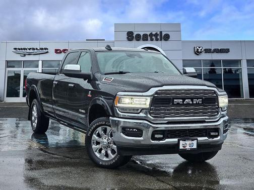 2022 RAM 3500 Limited Crew Cab 4x4 8' Box