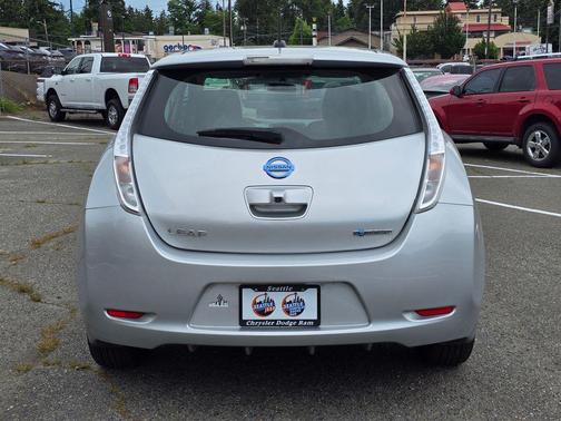 Brilliant Silver 2017 Nissan Leaf S