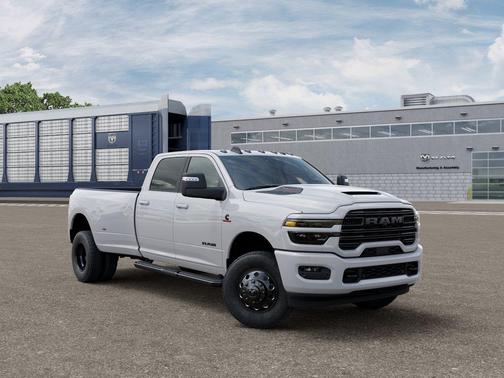 Bright White Clearcoat 2026 RAM 3500 Laramie Crew Cab 4x4 8' Box