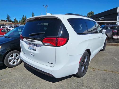 2020 Chrysler Pacifica Limited
