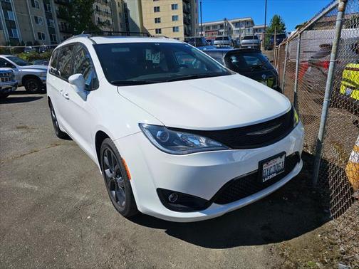 2020 Chrysler Pacifica Limited