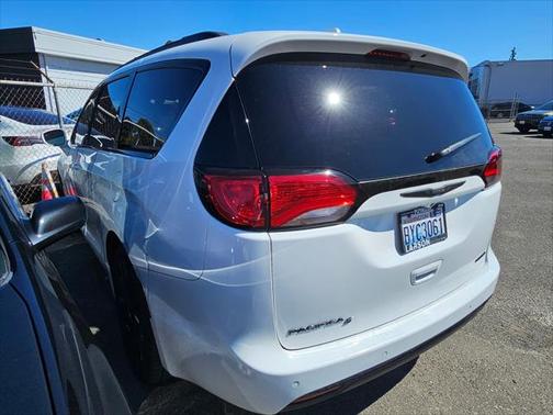 2020 Chrysler Pacifica Limited