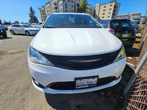 2020 Chrysler Pacifica Limited