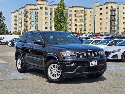 2020 Jeep Grand Cherokee Laredo