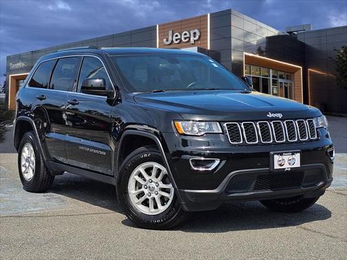 2020 Jeep Grand Cherokee Laredo