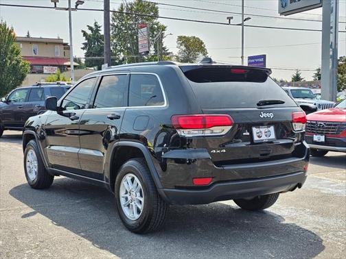 2020 Jeep Grand Cherokee Laredo