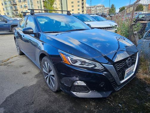 2021 Nissan Altima 2.5 SV