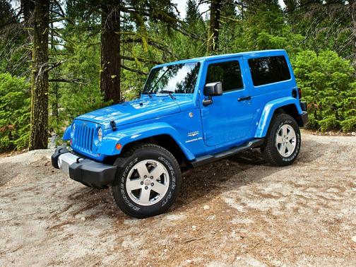 True Blue Pearlcoat 2013 Jeep Wrangler Sport