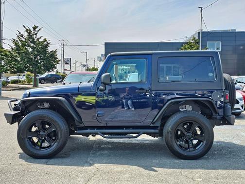 True Blue Pearlcoat 2013 Jeep Wrangler Sport