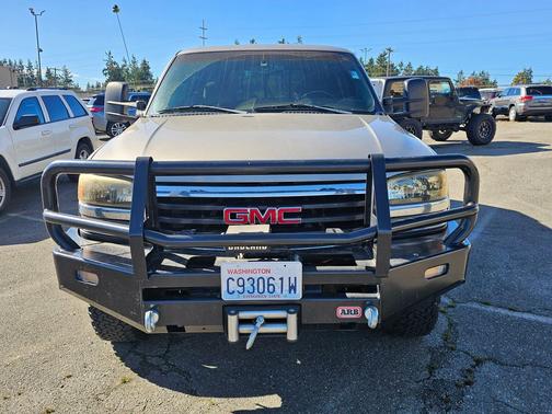 2003 GMC Sierra 2500 SLE H/D Crew Cab