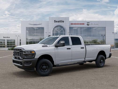 Bright White Clearcoat 2026 RAM 2500 Tradesman Crew Cab 4x4 8' Box