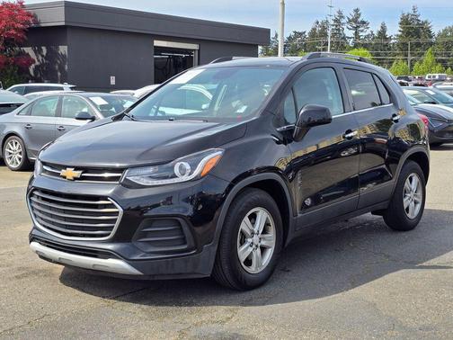 Black Metallic 2020 Chevrolet Trax LT