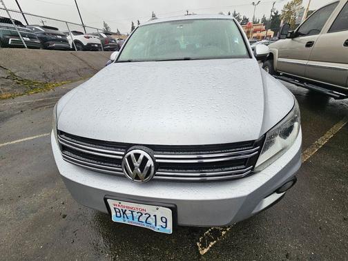 2015 Volkswagen Tiguan 4MOTION Auto SEL