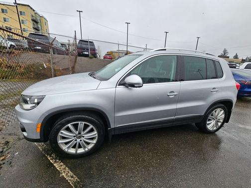 2015 Volkswagen Tiguan 4MOTION Auto SEL