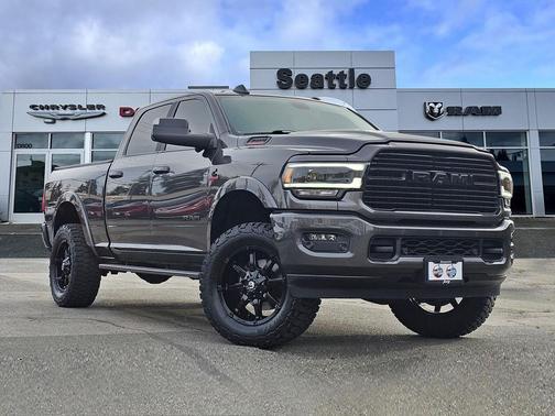 2022 RAM 2500 Laramie Crew Cab 4x4 6'4' Box