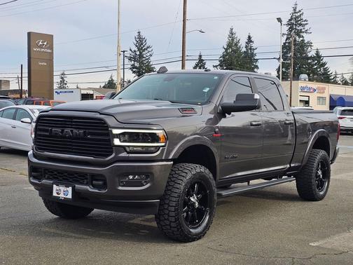 2022 RAM 2500 Laramie Crew Cab 4x4 6'4' Box