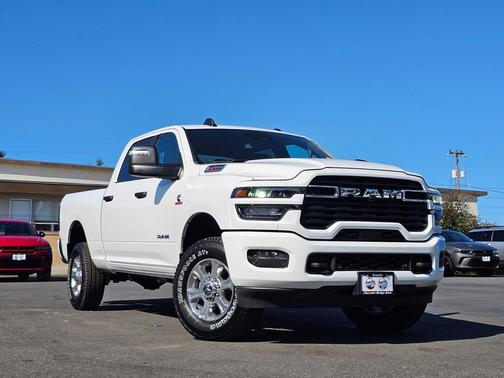 2025 RAM 2500 Big Horn Crew Cab 4x4 6'4' Box