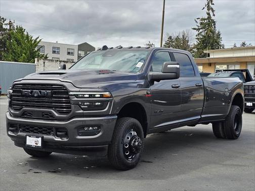 2025 RAM 3500 Laramie Crew Cab 4x4 8' Box