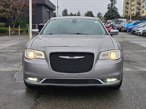 2015 Chrysler 300 Limited