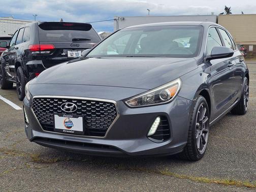 Summit Gray 2018 Hyundai Elantra GT Base