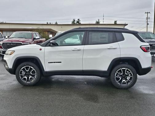 2026 Jeep Compass Trailhawk