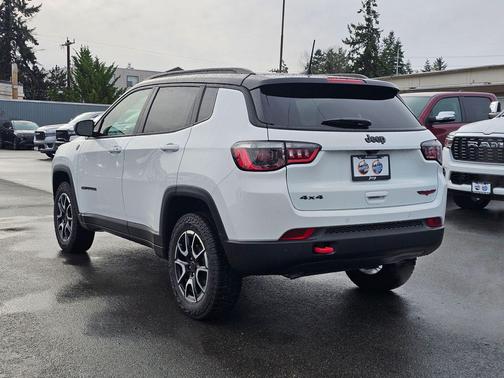 2026 Jeep Compass Trailhawk