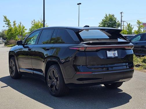 2025 Jeep Wagoneer S Launch Edition