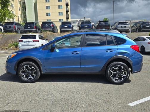 Quartz Blue 2014 Subaru XV Crosstrek 2.0i Premium