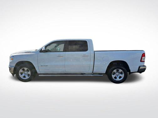 Bright White 2022 RAM 1500 Big Horn/Lone Star