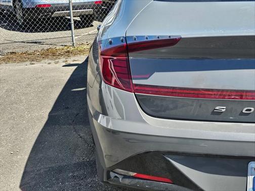 2022 Hyundai SONATA SEL