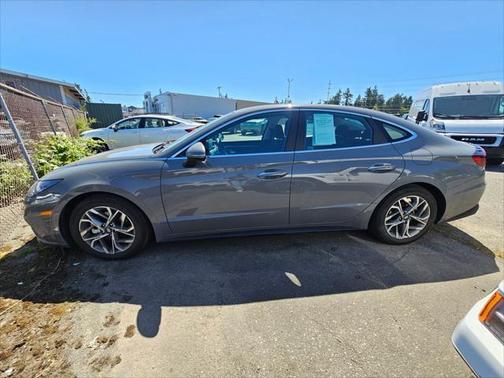 2022 Hyundai SONATA SEL