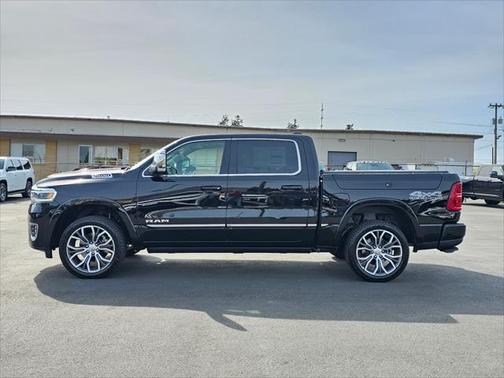 2025 RAM 1500 ST