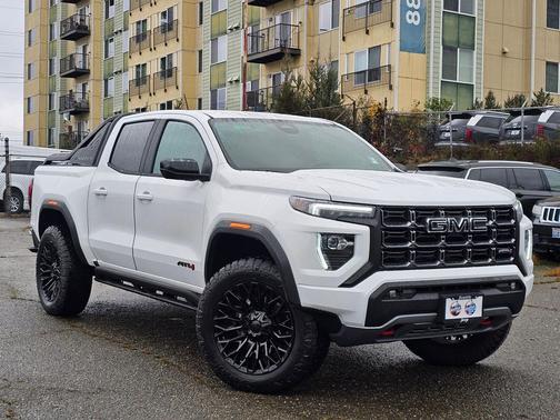 2025 GMC Canyon AT4