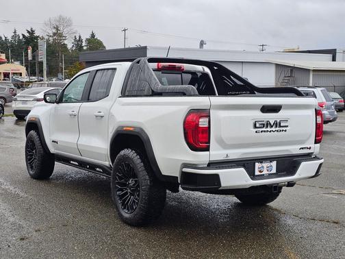 2025 GMC Canyon AT4