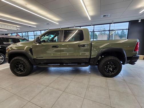 2026 RAM 1500 RHO Crew Cab 4x4 5'7' Box