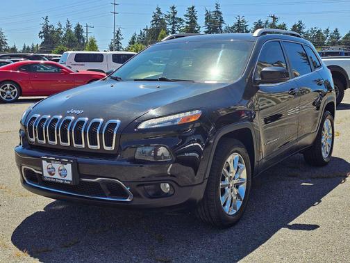 Diamond Black Crystal Pearlcoat 2017 Jeep Cherokee Limited