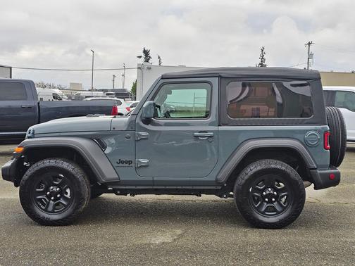 2025 Jeep Wrangler Sport