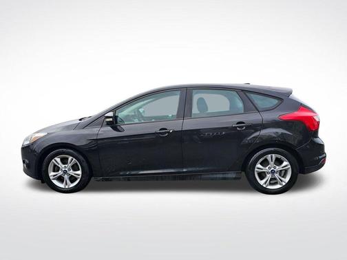 Tuxedo Black Metallic 2014 Ford Focus SE