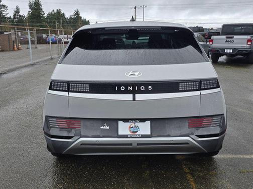 Cyber Gray 2024 Hyundai IONIQ 5 SEL