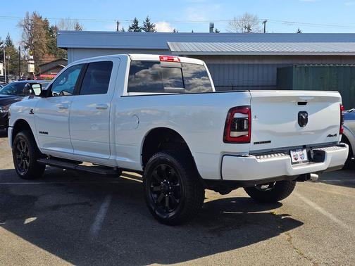 Bright White 2022 RAM 2500 Big Horn Crew Cab 4x4 6'4' Box