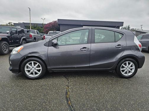 Magnetic Gray Metallic 2014 Toyota Prius c Three