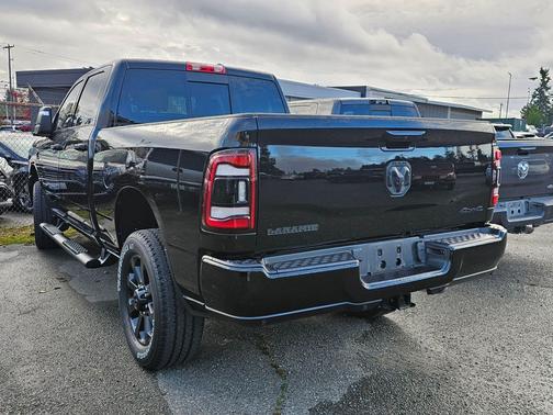 2024 RAM 2500 Laramie Crew Cab 4x4 6'4' Box