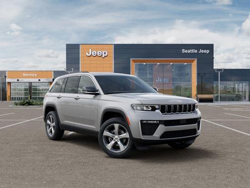 Silver Zynith 2026 Jeep Grand Cherokee Limited